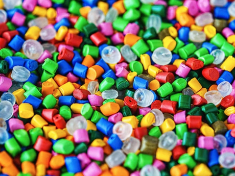 The different between Plastics and Polymers_818_613.jpg