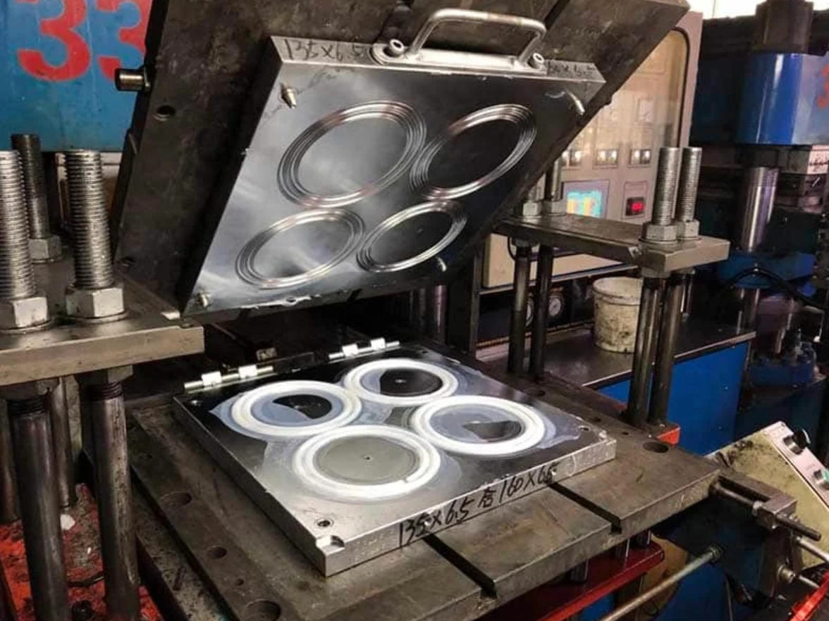 Что такое формование сжатия?